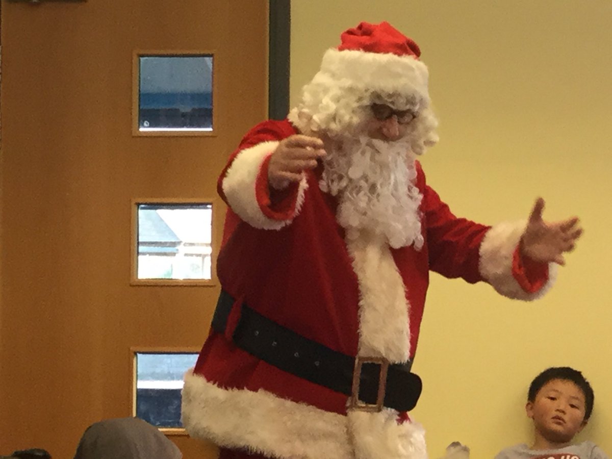 RCS_MrsBray's tweet photo. @RCS_main This afternoon we were lucky enough to receive a very special visit from Father Christmas! We were relieved to hear that we’re all on the nice list this year! 🎄🎁👍🏻 https://t.co/FtuhWGnc6j