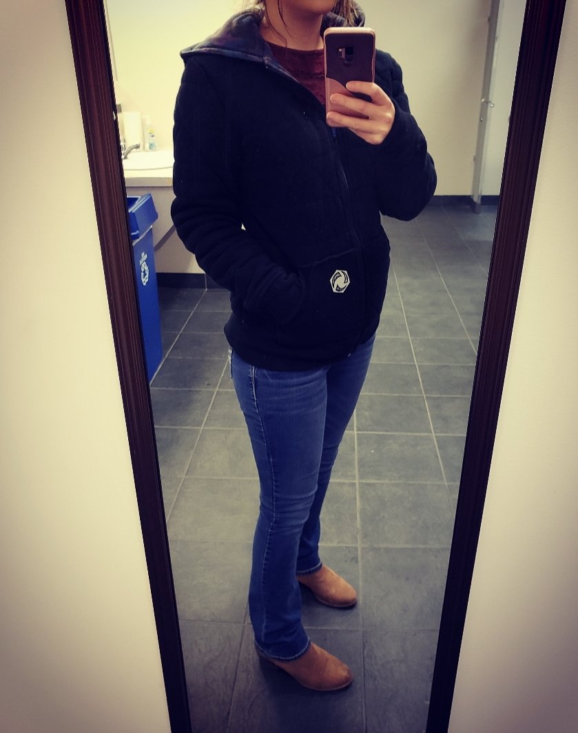 kristinLFG's tweet photo. #HoTS sweater kind of day
- 
#BlizzHeroes #HeroesofTheStorm #BlizzardEntertainment #BlizzardStore #Hoodie #MOBA https://t.co/ngEavn4YiS