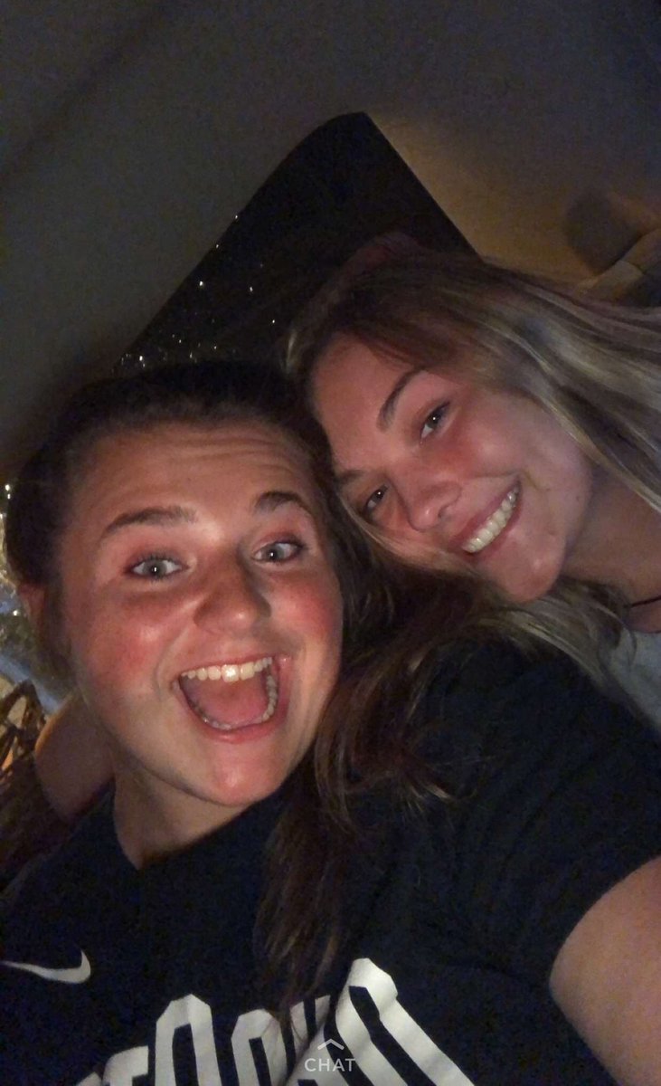 mbochenekk's tweet photo. hbd lauren!! thank u for being the best ever since we were little 💓 and now getting me through all our classes that make me want to die :P love u always 😙#laurelyn #msphysics #slander @laurenreitzz https://t.co/WVtlptKG1w