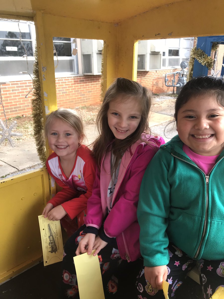 kinder_cain's tweet photo. Riding the train for Polar Express Day! @SPARK_STEM https://t.co/hc9k1Y5QtV