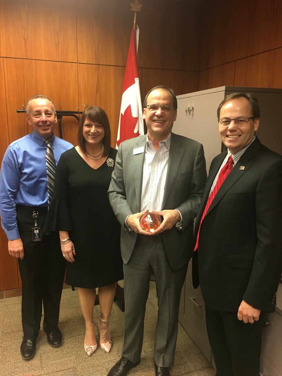 ronmckerlie's tweet image. Congratulations to @MohawkCollege Everyday Hero Dave Santi. Thank you for all you do to serve and support students, employers and the community through @Mohawkengtech.