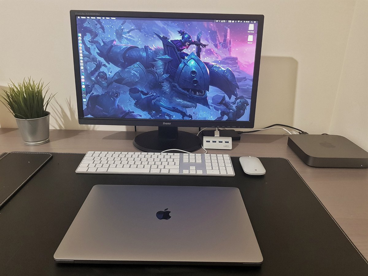 booncol's tweet image. New family member #MacBook #macbookpro #macbookpro15 #Apple #AndroidDev #softwaredeveloper #indiedev
