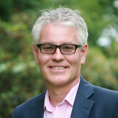 AssnExecs's tweet photo. Welcome to Gordon Glenister presenting this afternoon on how to increase your revenue outside of membership #ACUKIR https://t.co/dQ7zHxC6Gn