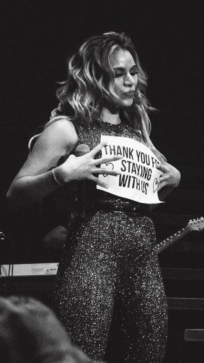 sweetiekordei's tweet photo. Um grande obrigada pelo ot4 que aguentou a epic por mais um ano mesmo sendo boicotadas a cada passo da nova era 

Obrigada por ficaram com a gente - Harmonizers 

#RememberOT5 https://t.co/YYmQybQ74D