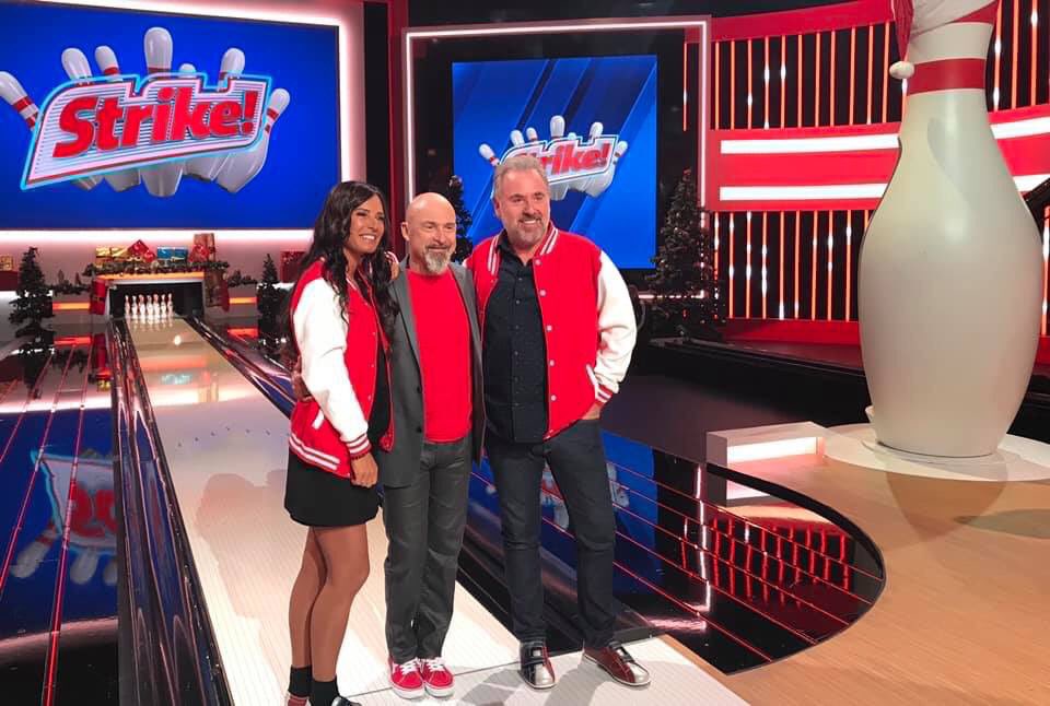 Rendez-vous le 25 décembre sur #C8 !