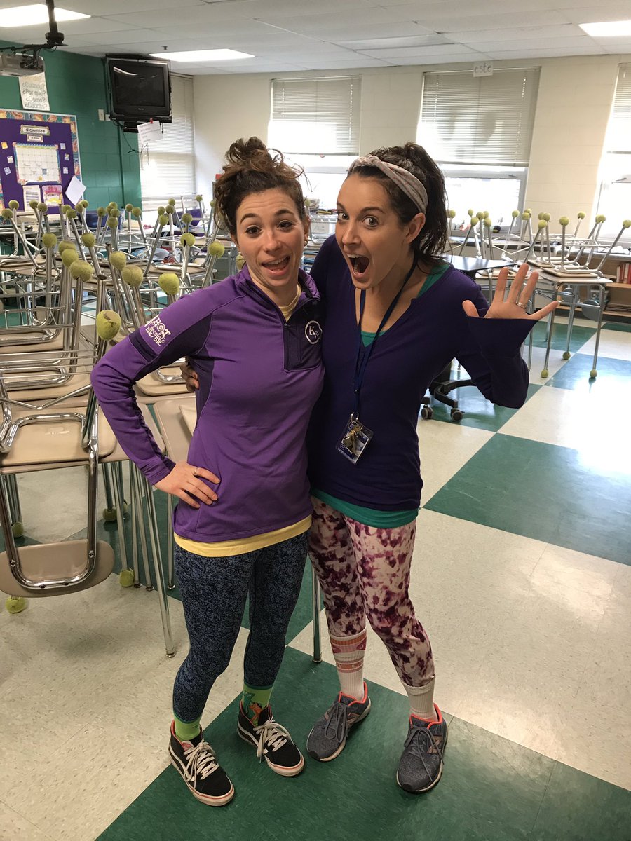 MSloanTeaches's tweet photo. We’ve got spirit, yes we do! We’ve got spirit, how about you?!? #gohawks39 #spiritweek #wackywednesday #ssquared https://t.co/GX2RilygRe