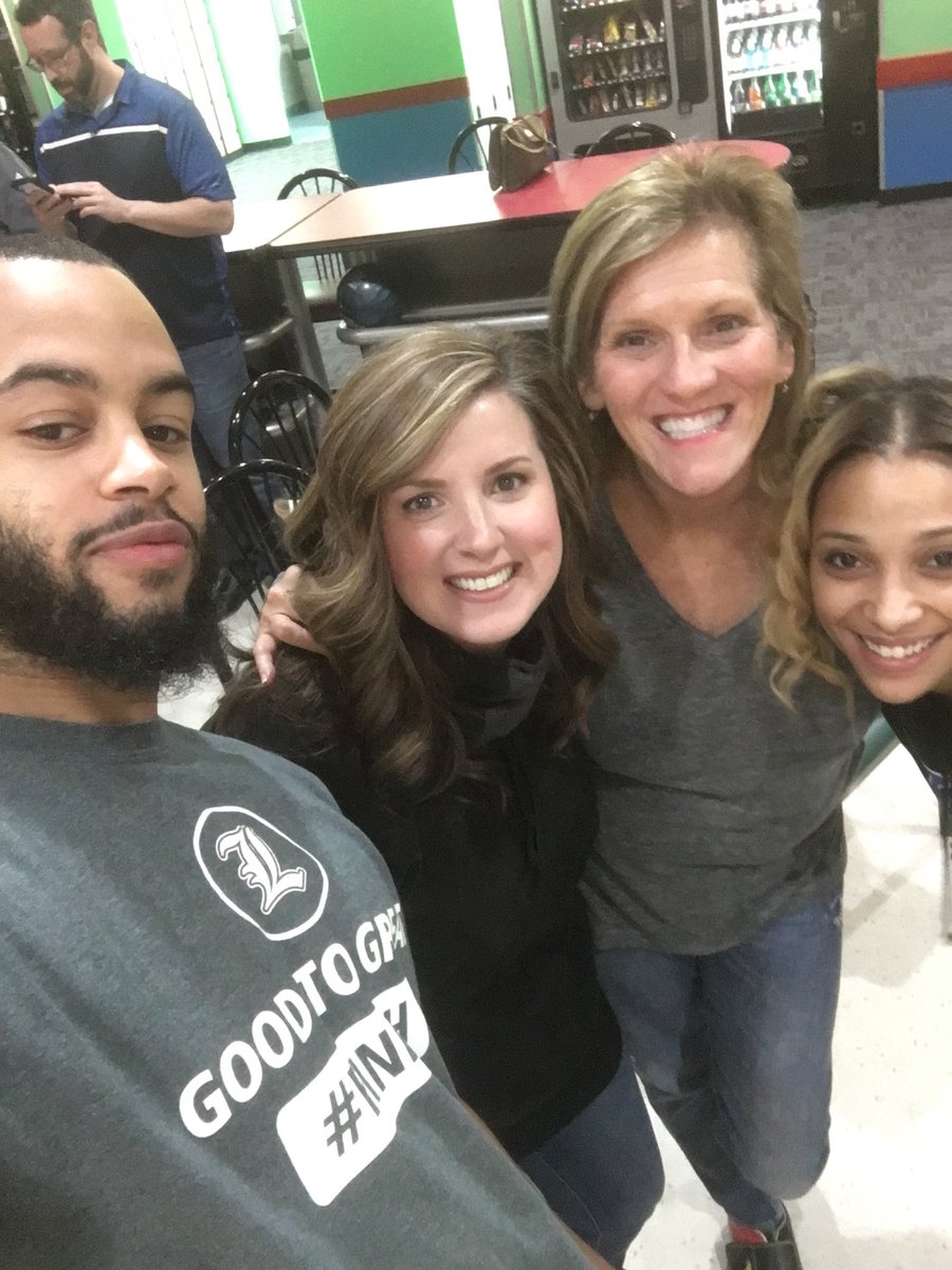 Bowling pros!!!! ⁦<a href="/LHSintheNews/">LaVergne High School</a>⁩