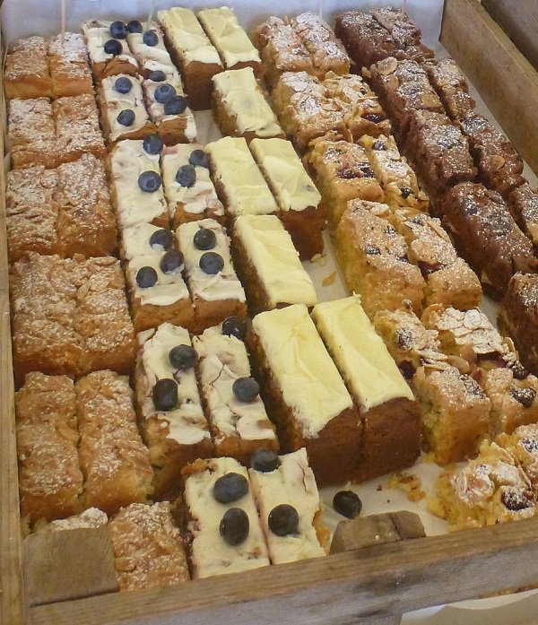 Helmsley_IndMkt's tweet photo. Friday is market day! Join us 9-2 in Helmsley Town Hall for great local artisan food and produce.  #freerange #organic #glutenfree 
Details> https://t.co/Y0G1NKPbqf https://t.co/ZyjdLfMuLe