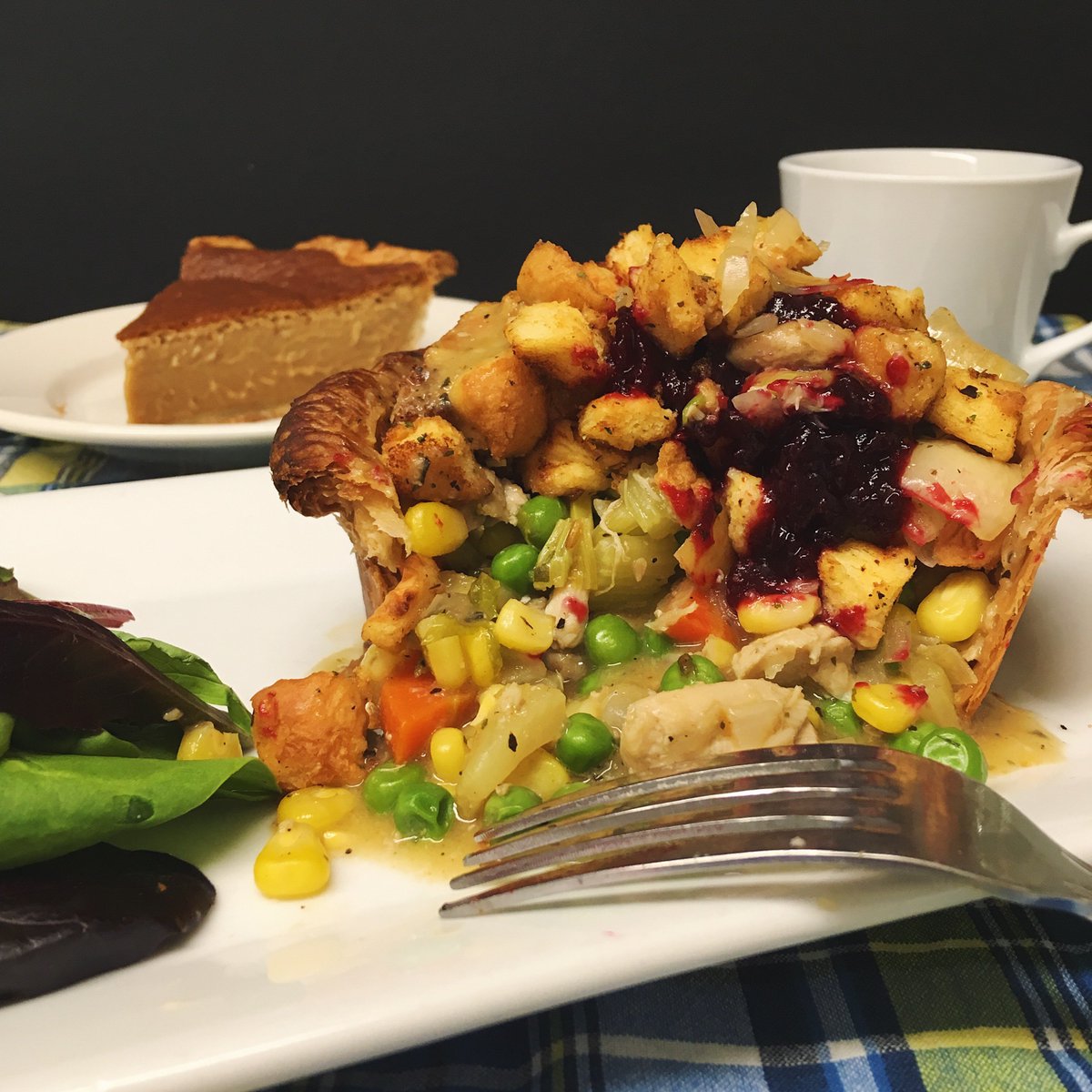 Last #WednesdayWarmerSpecial so lets make it count! One savory, one sweet slice and a coffee/tea for $14!

#magpieartisanpies #magpie #pie #phillyfood #southstreet