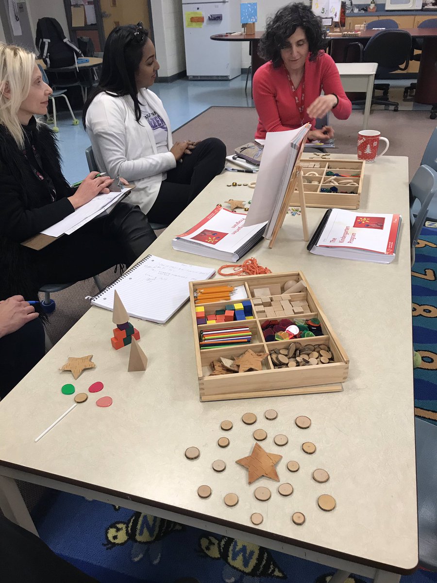 PortageTrailCS's tweet photo. Our kinder team learning together this morning with @booklamations. #learningtogether #sharingourthinking #noticingandnaming
@LC1_TDSB @TDSBNardiAddesa https://t.co/MjVGaegs2f