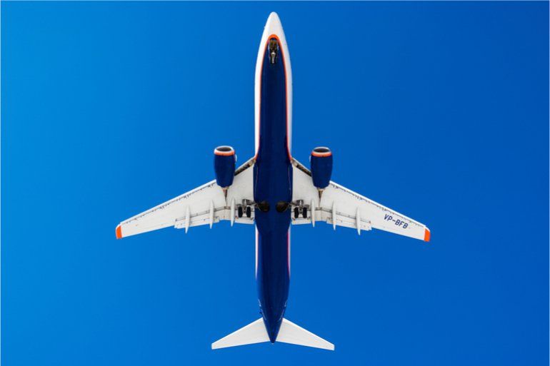 C'est une première dans l'industrie #Aeronautique Les #dechets de matériaux composites de Boeing vont être #recycles pour la conception de différents produits (accessoires électroniques, équipements automobiles). #EconomieCirculaire buff.ly/2LgQLZw