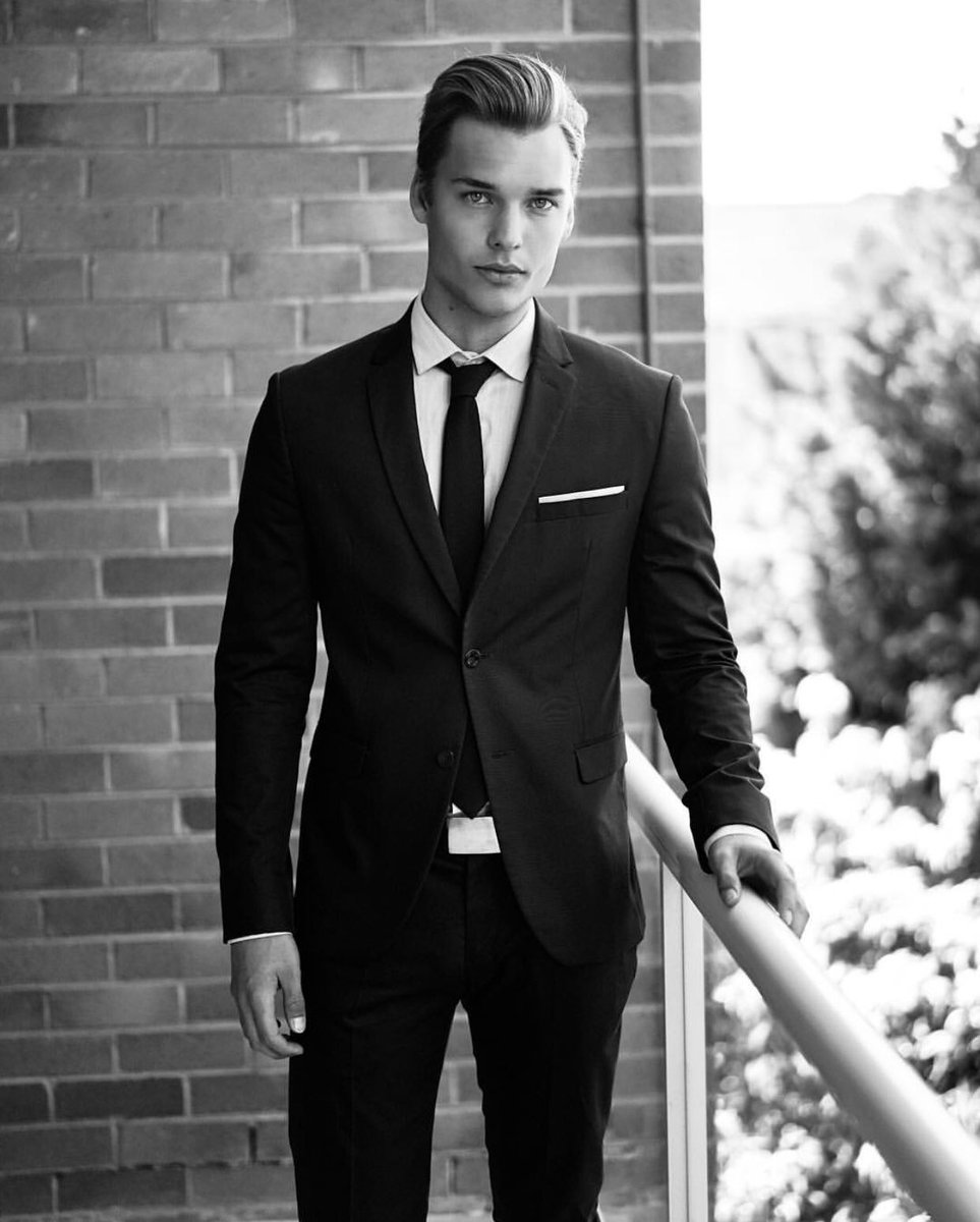 carlosbotcher's tweet image. Second twitter day ❤️ Some black and white and gentle 🔥 Support with retweet love ya ❤️