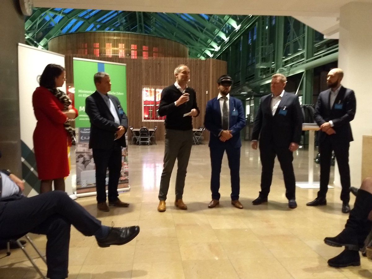 Beste MKB-idee: Virtuele leermeesters voor meer mensen die werken aan de energietransitie dmv AR technologie. Mooie PPS dat is te delen.