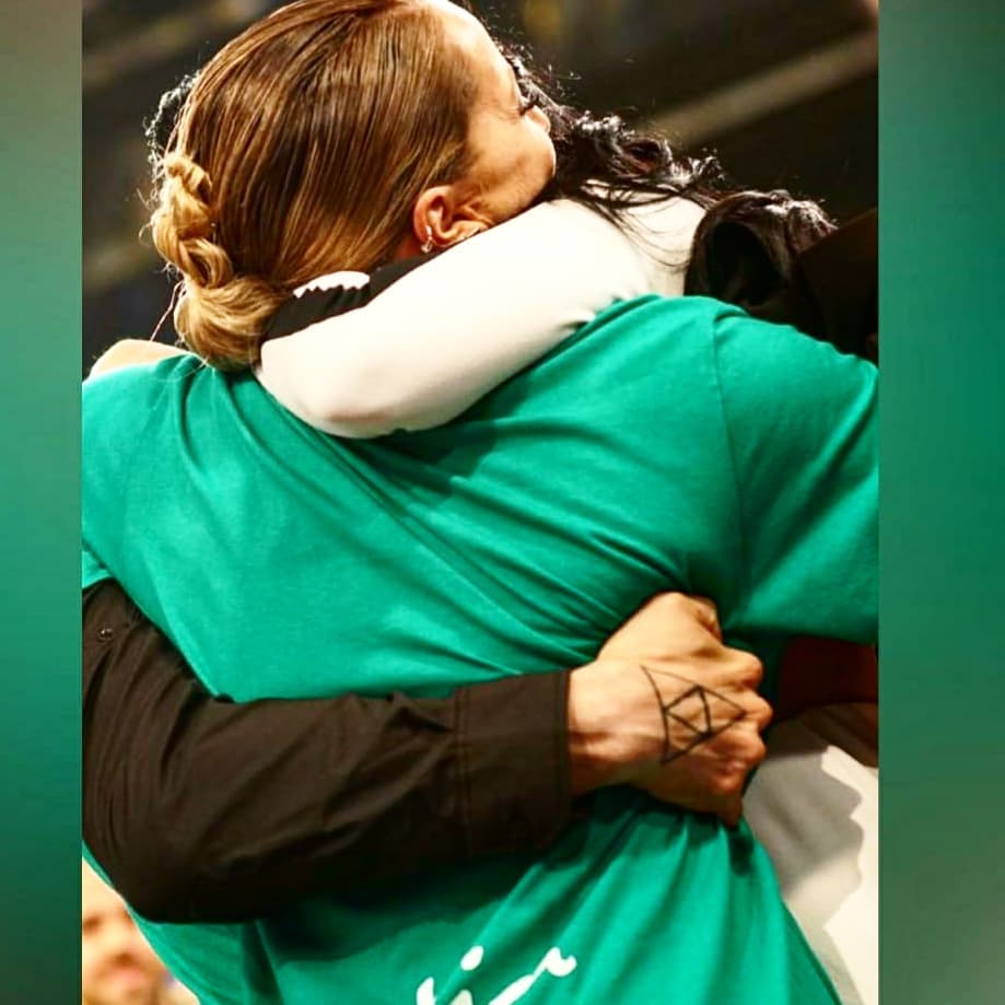 micaelis7a's tweet photo. Muy Feliz Por Este Equipo...
Feliz Porque Dieron Todo Y Más...
Porque No Bajaron Los Brazos,
Porque En Todo Momento Tuvieron La Frente En Alto!
Por Eso Y Más Gracias! @MicaViciconte 
@Granfaartco @loreportillook 

GRACIAS POR TODO NACHO Y LORE https://t.co/6kUuKOQwNM