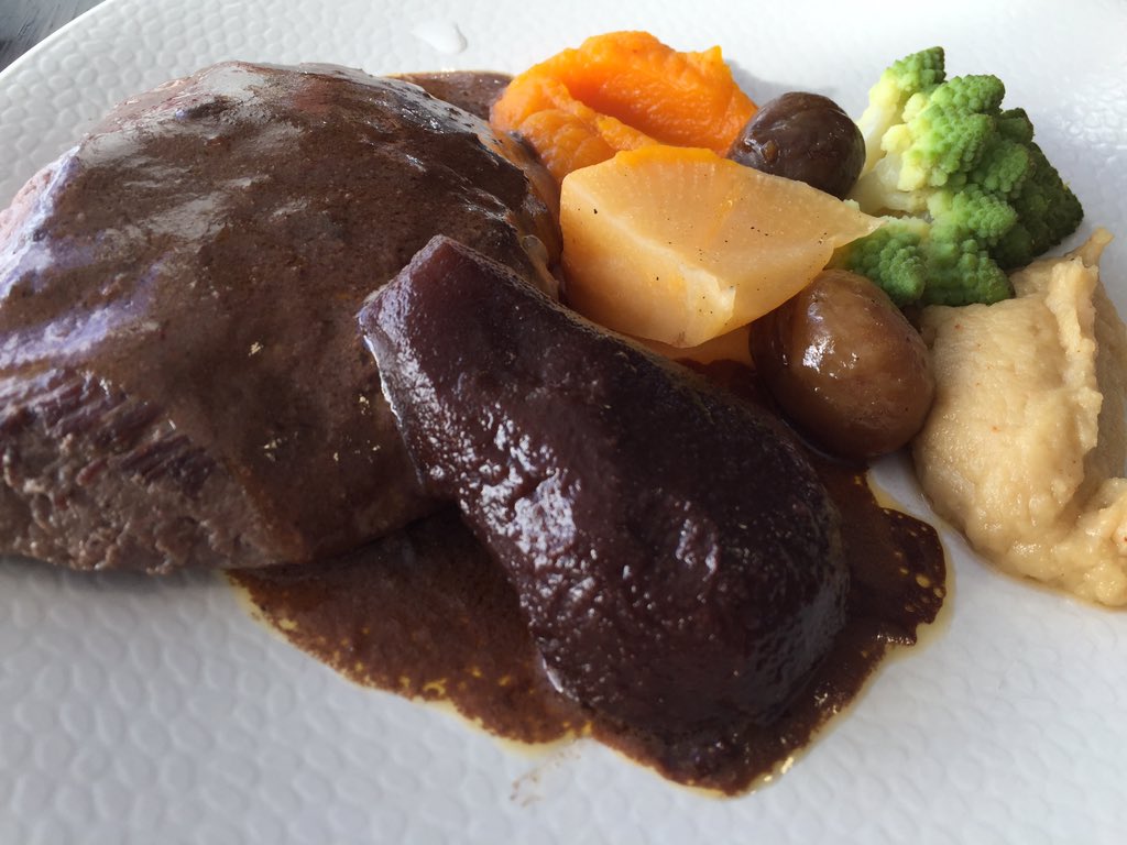 LA VUELTA AL MUNDO tweet media