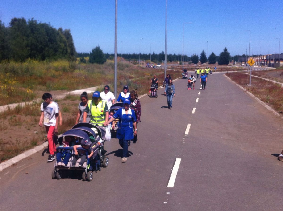 VbetancurS's tweet photo. En nuestro último simulacro del año. Evacuación por #sismo / #Tsunami del jardín infantil Cardenal Raúl Silva Henríquez.
Los ejercicios permiten mejorar protocolos frente a amenazas latentes. #SanPedrodelaPaz #GRDSPP #DISEP #PISE #cat8 #ComunidadesResilientes https://t.co/QLrUqkzMAK