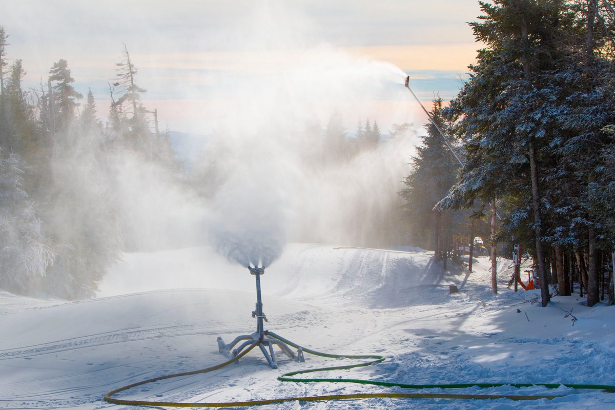 Snowmakers are piling it high on Pine Knot, Tahawus, and Lower Sunway.  They'll also be moving over to 3B and Jamboree over night.  Make sure to get out and enjoy all of their hard work on the slopes this week! goremountain.com/snow-reports