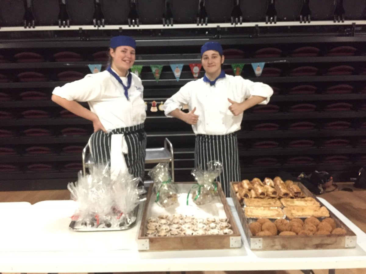 HCBusiness1's tweet photo. What a fantastic day! So proud of our Business students who worked so hard to raise nearly £200 for @Cosham23. Thanks to everyone who came to support them @HighburyCollege @HighburyPublic @TravelHighbury @HighburyBham https://t.co/k1SArfIGQp