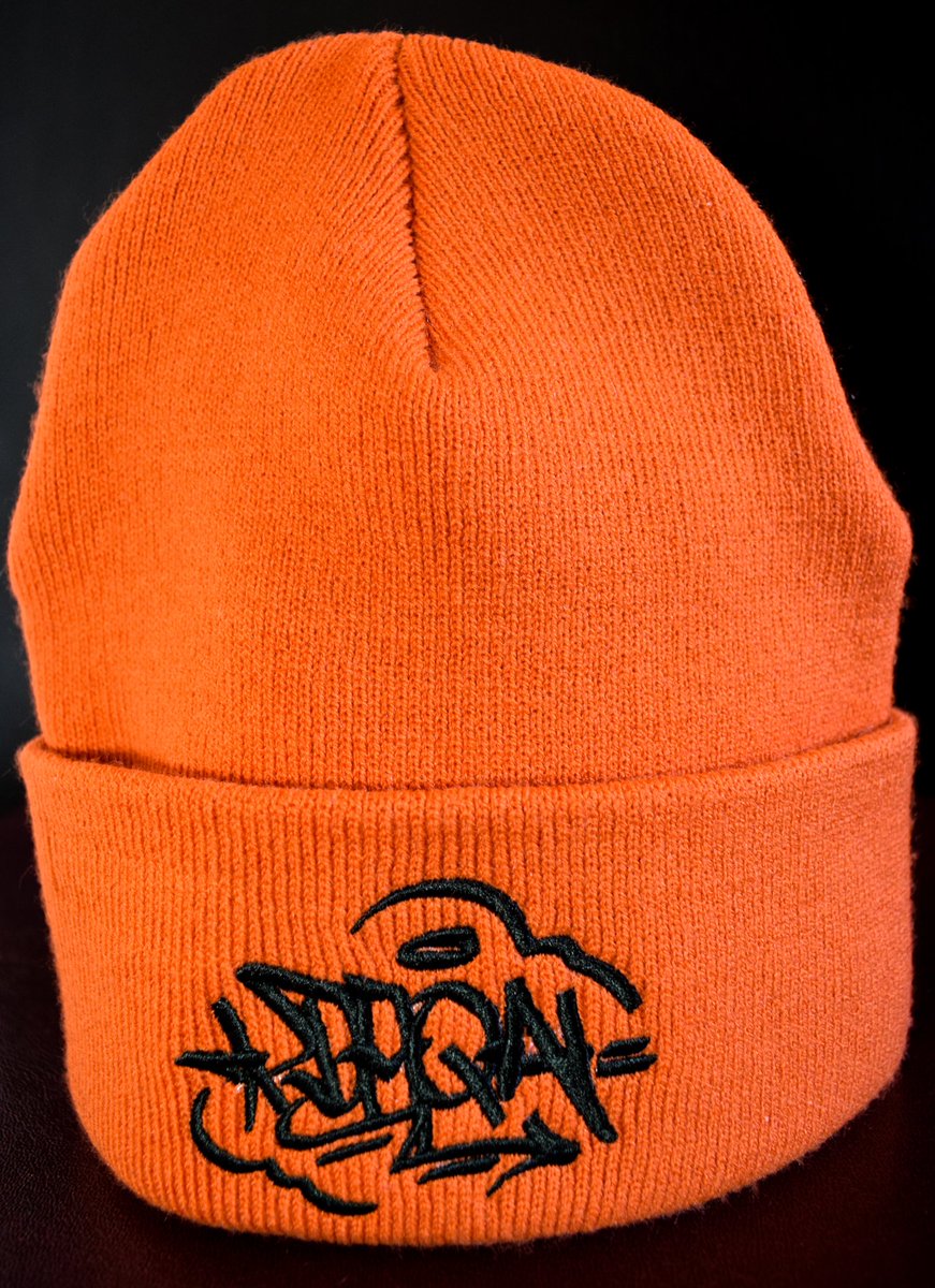 DAQAHIPHOP's tweet photo. 🔥 disponible gorro #DAQA en varios colores!
Pocas unidades disponibles! https://t.co/DEyV3DHPNz