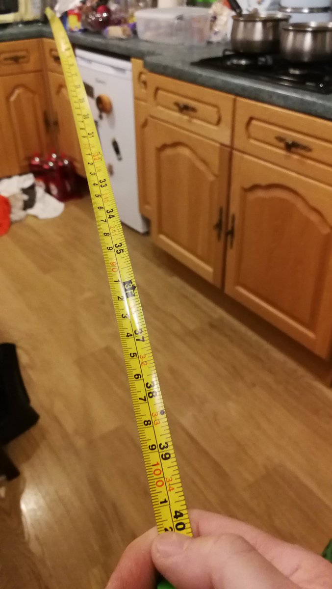 TimHowellX's tweet image. This second #tapemeasurechallenge has a bit more stiffness (but only a potential 3m available). The 3m is wasted on me though my best attempt is just over 1m☹️