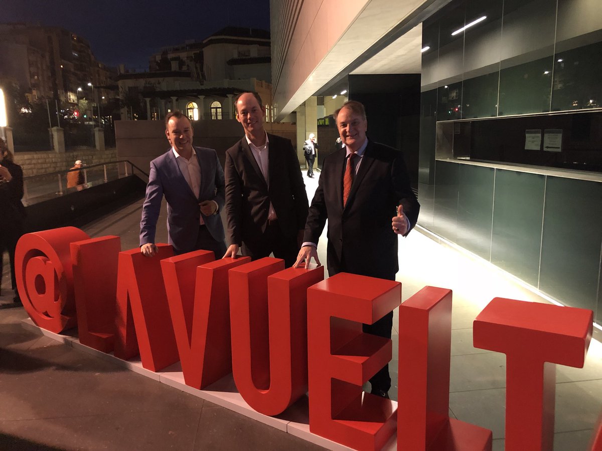 Hartelijk ontvangst door directie <a href="/lavuelta/">La Vuelta</a> in Alicante. Vandaag wordt hier parcours 2019 bekend gemaakt. In 2020 bij ons: <a href="/GemeenteUtrecht/">Gemeente Utrecht</a> <a href="/huibvanolden/">huib van olden</a>, <a href="/shertogenbosch/">'s-Hertogenbosch</a>, <a href="/DaanQuaars/">Daan Quaars</a>, <a href="/gemeentebreda/">Breda</a>