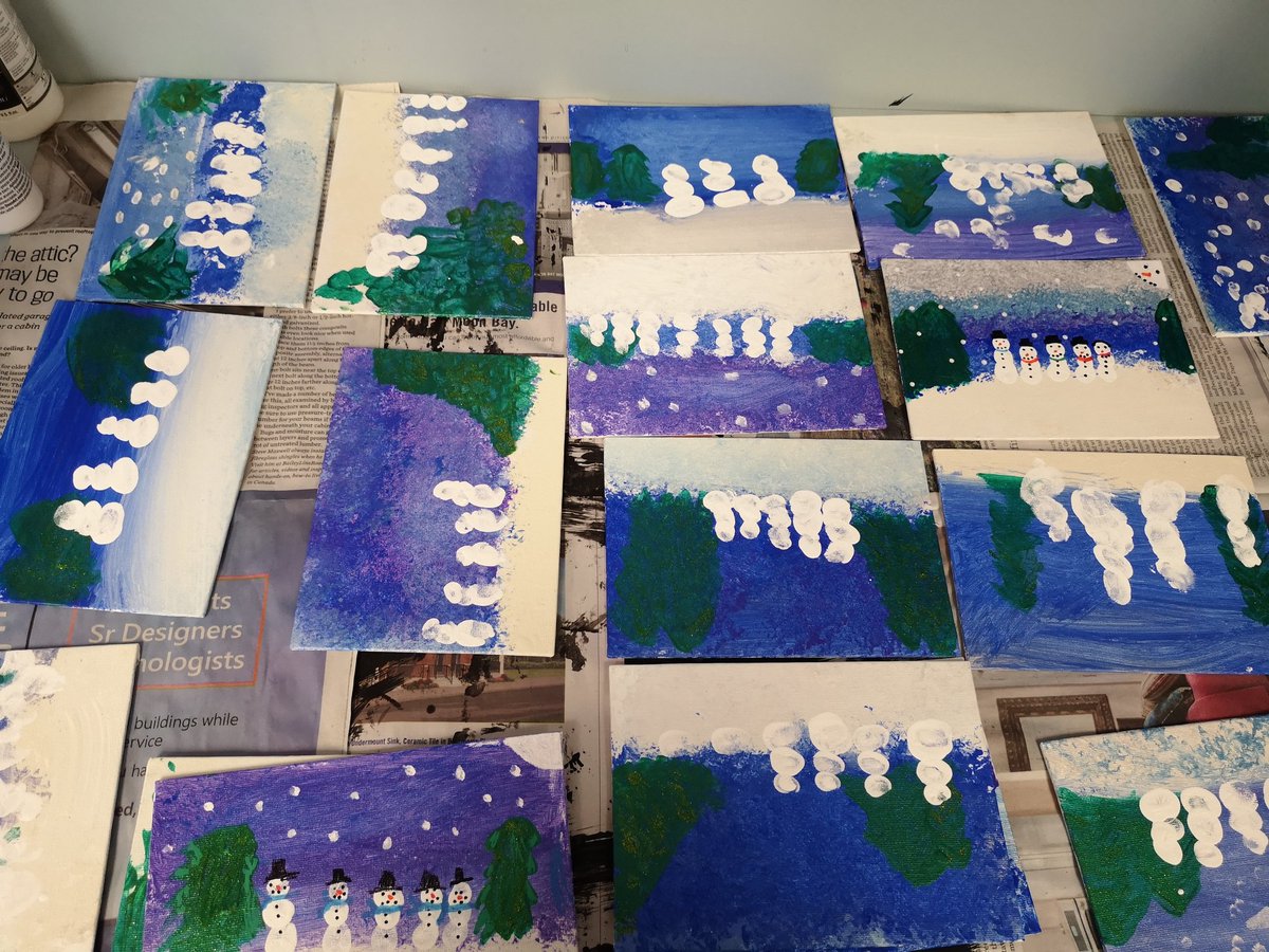 MsFadumo's tweet photo. Helping the Ss make some holiday gifts for their families. #practicumadventures #holidayseason https://t.co/2dlzmfeE69