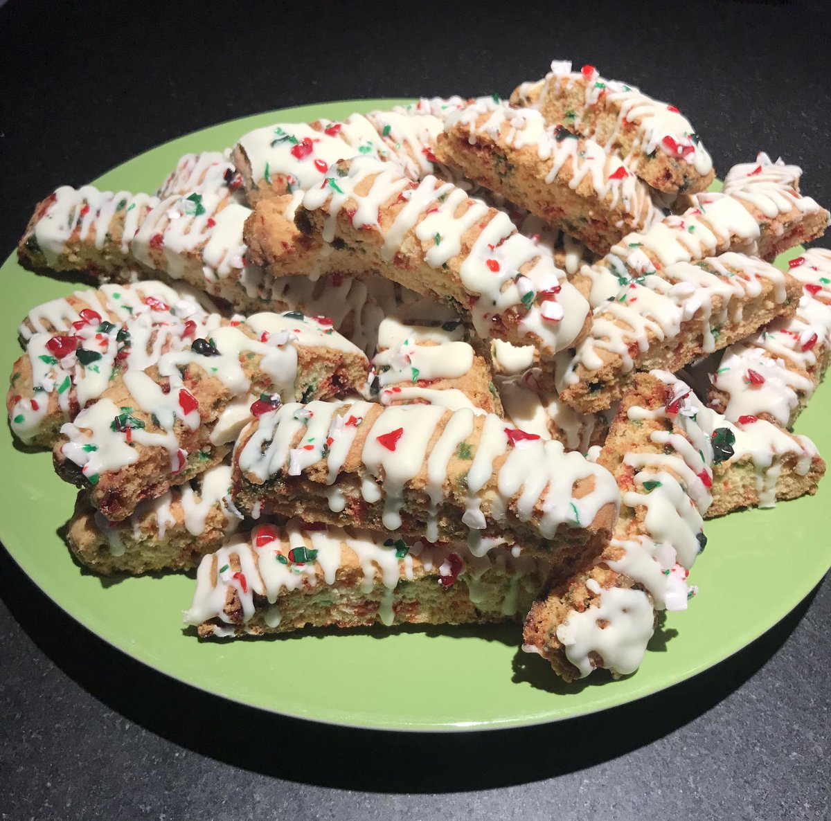 Rhys604's tweet photo. No more politics on twitter for me today. Back to important things, like finishing my Christmas baking.
My candy cane biscotti are ready!
#ChristmasBaking #Biscotti #CandyCane #ItalianBaking #Italian #CandyCaneBiscotti #MerryChristmas #Baking https://t.co/l9P9dAppN9
