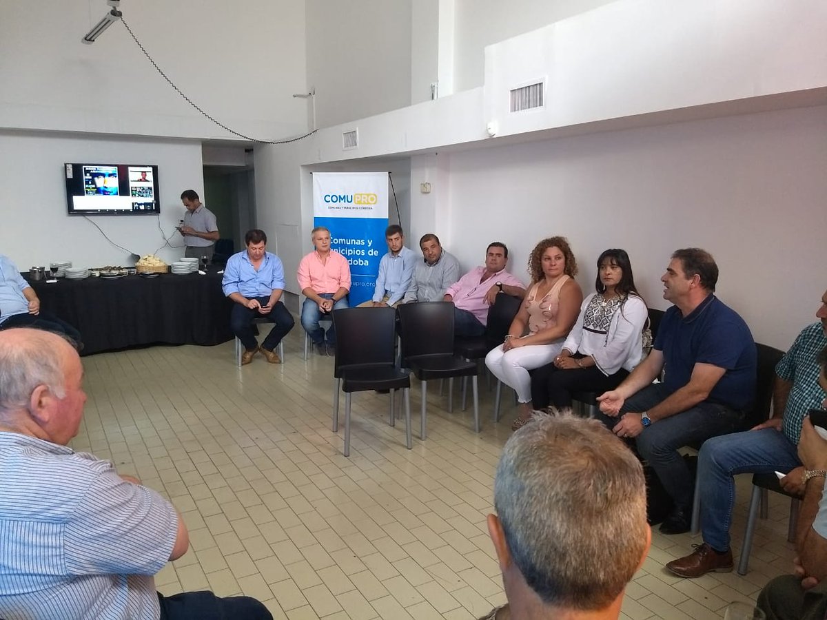 Nos reunimos para cerrar un 2018 de experiencias y planificar un 2019 de esperanzas. En esta época de balances, concluimos que siguiendo juntos el camino del diálogo y el consenso, haremos que el 2019 sea el año del cambio transformador que Córdoba necesita.