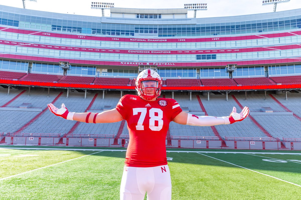 FritzscheJimmy's tweet photo. COMMITTED🔴⚪️🌽 #GBR https://t.co/aZ53qQHnrH