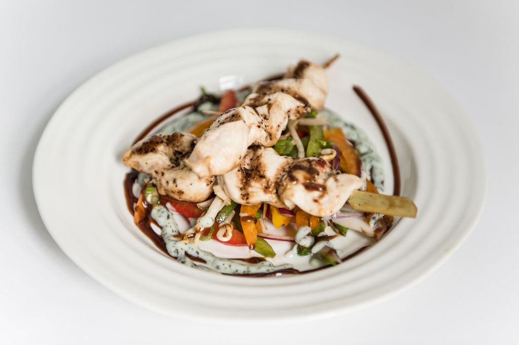 BLEventCaterers's tweet photo. A scrummy starter from menu B - salt &amp; pepper chicken skewers on a bed of marinated vegetables with mint yogurt &amp; hoisin sauce https://t.co/Xd1K80em6I   #eventcatering #weddingcatering #cheshirebrides https://t.co/GTASA1du4u