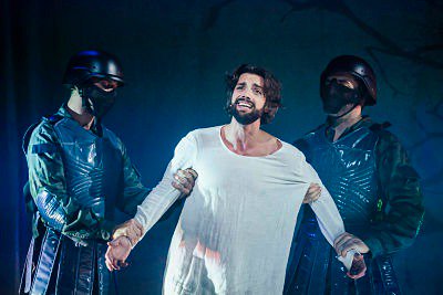 El_Descomunal's tweet photo. La tarea nada sencilla de repartir amor a quienes nos rodean. Lo que nos enseña un Jesús 'moderno' en el @33elmusical 🔝🔝

👉👉 https://t.co/2OOPtHFVXc

#ElDescomunal #33elmusical @tono_casado @chescuredo https://t.co/kQBPVKTGut