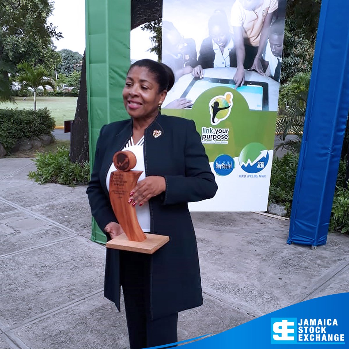 jastockex's tweet image. Thanks to Social Enterprise Boost Initiative (SEBI) on the early acknowledgment of our commitment, through our Jamaica Social Stock Exchange (JSSE) initiative, to support the social enterprise movement of Jamaica and the region. #JSSE #socialimpact
