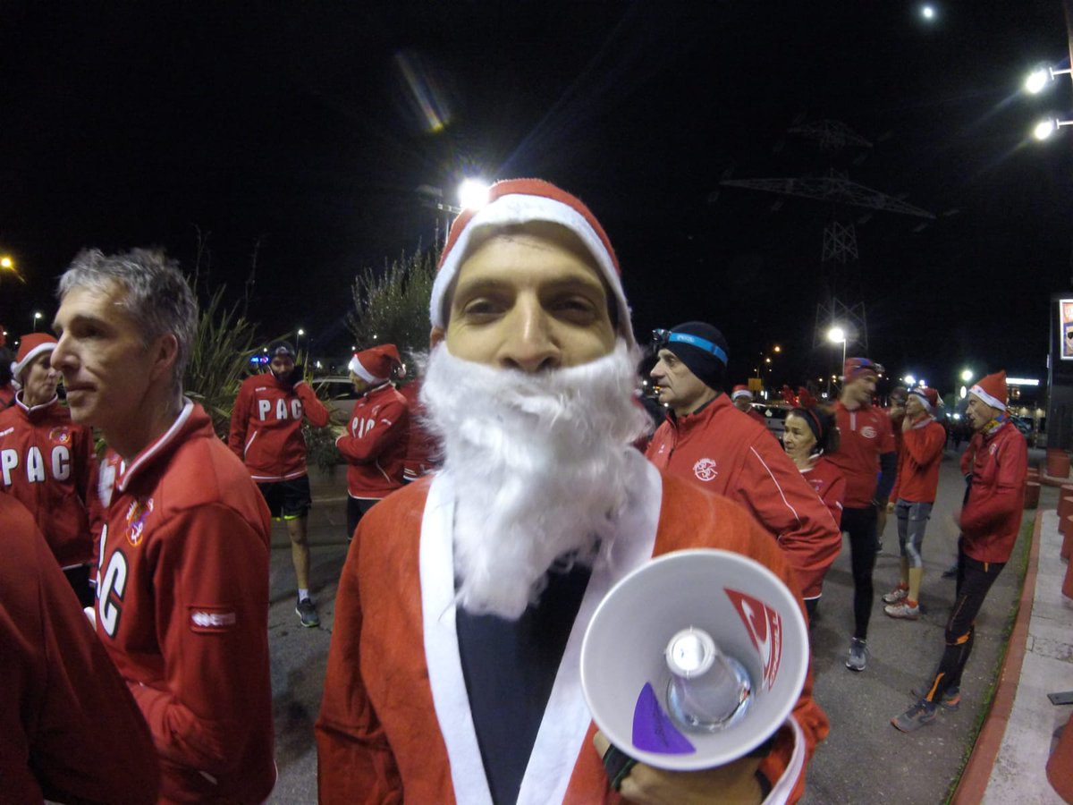 pacrunners's tweet image. Les PAC runners vous souhaitent de très bonnes fêtes de fin d'année