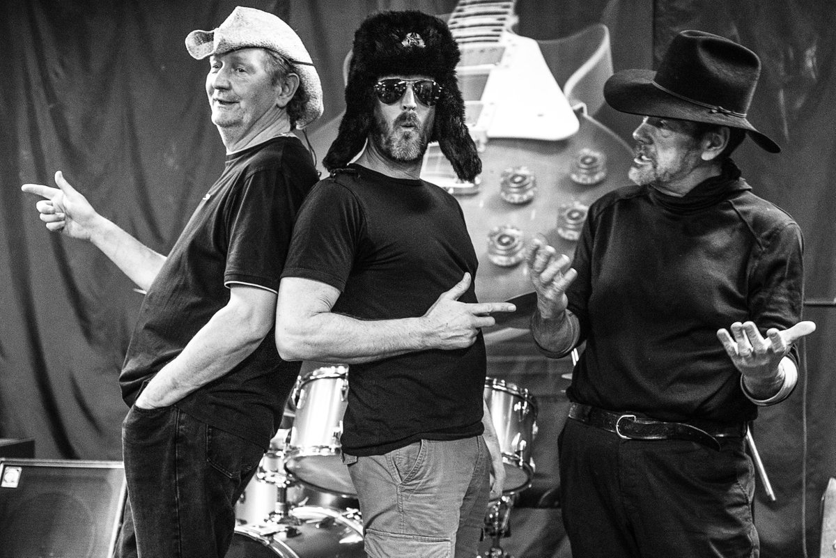 TT3bandUk's tweet photo. We were rocking at the Soundroom in Gateshead last Saturday. Full soundstage set up... hats a necessity #tt3 #werenotbaldhonest https://t.co/3ixP08Llva