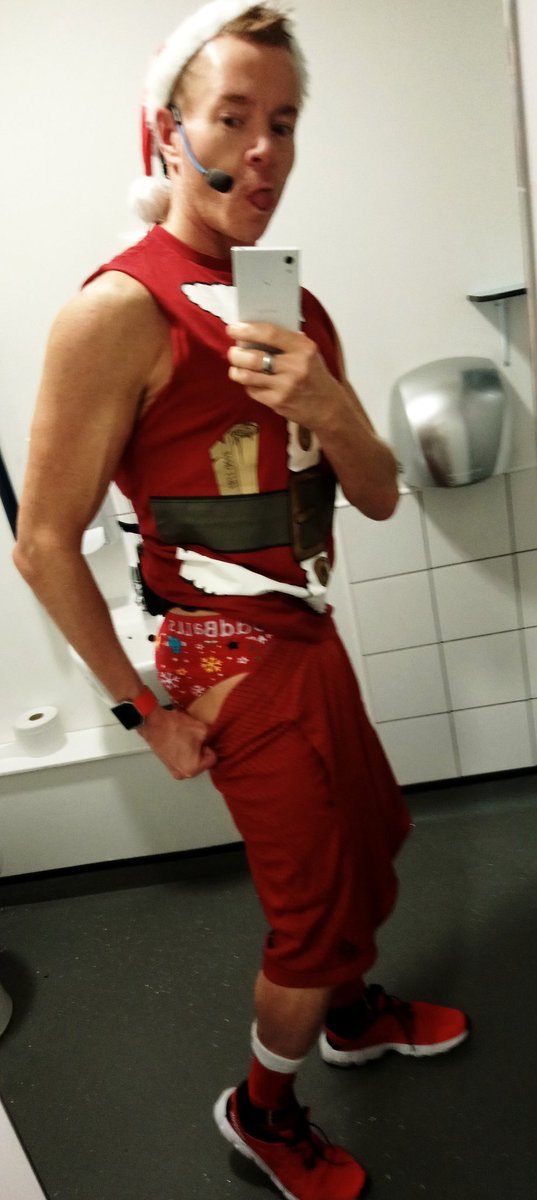 Robb_One's tweet photo. Full-on #festive for classes tonight even down to my new @myoddballs Christmas pants 😆🎅🏻 https://t.co/ihff7li4UN