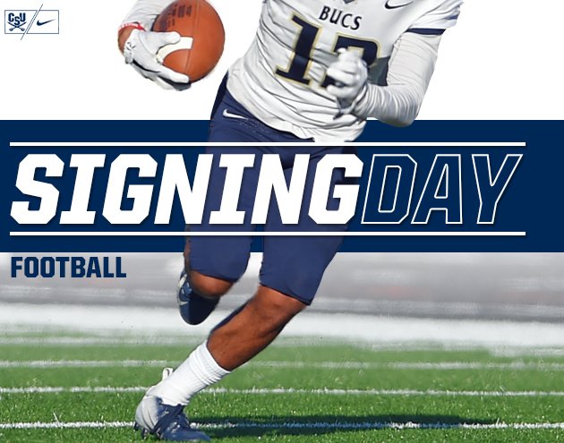 csusports's tweet photo. .@CSUFB signs five during early signing period - https://t.co/rzDmXXANFP #SiegeTheShip19 #JoinTheSiege https://t.co/bFqgHxebpp