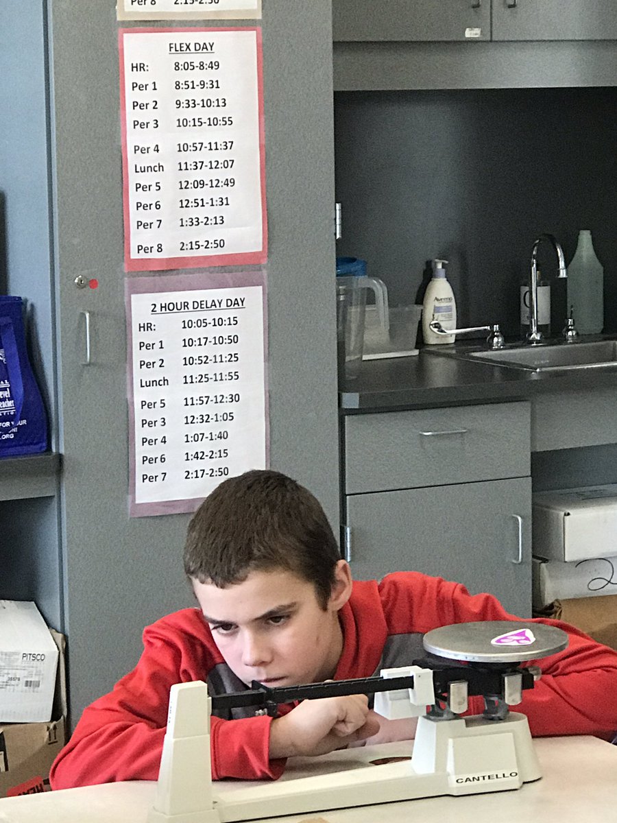 patty_mcginnis's tweet image. Cool chemistry! Shrinky dinks provide evidence of the Law of Conservation of Mass. The plastic masses the same before and after shrinking! #methacton @Arcolamsd @nmlsta