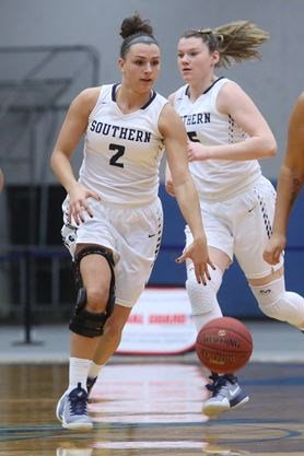 SCSU_Owls's tweet photo. One of the all-time greatest performances in @SCSU_Owls history: Kiana Steinauer totals 33 points and 31 rebounds in a win against Concordia on Dec. 19, 2018. 12-15 FG, 4-6 3 PT. First 30-30 game in program history, shatters her rebounding record of 24 against Adelphi on 12/2/17 https://t.co/PalWgtTFf9