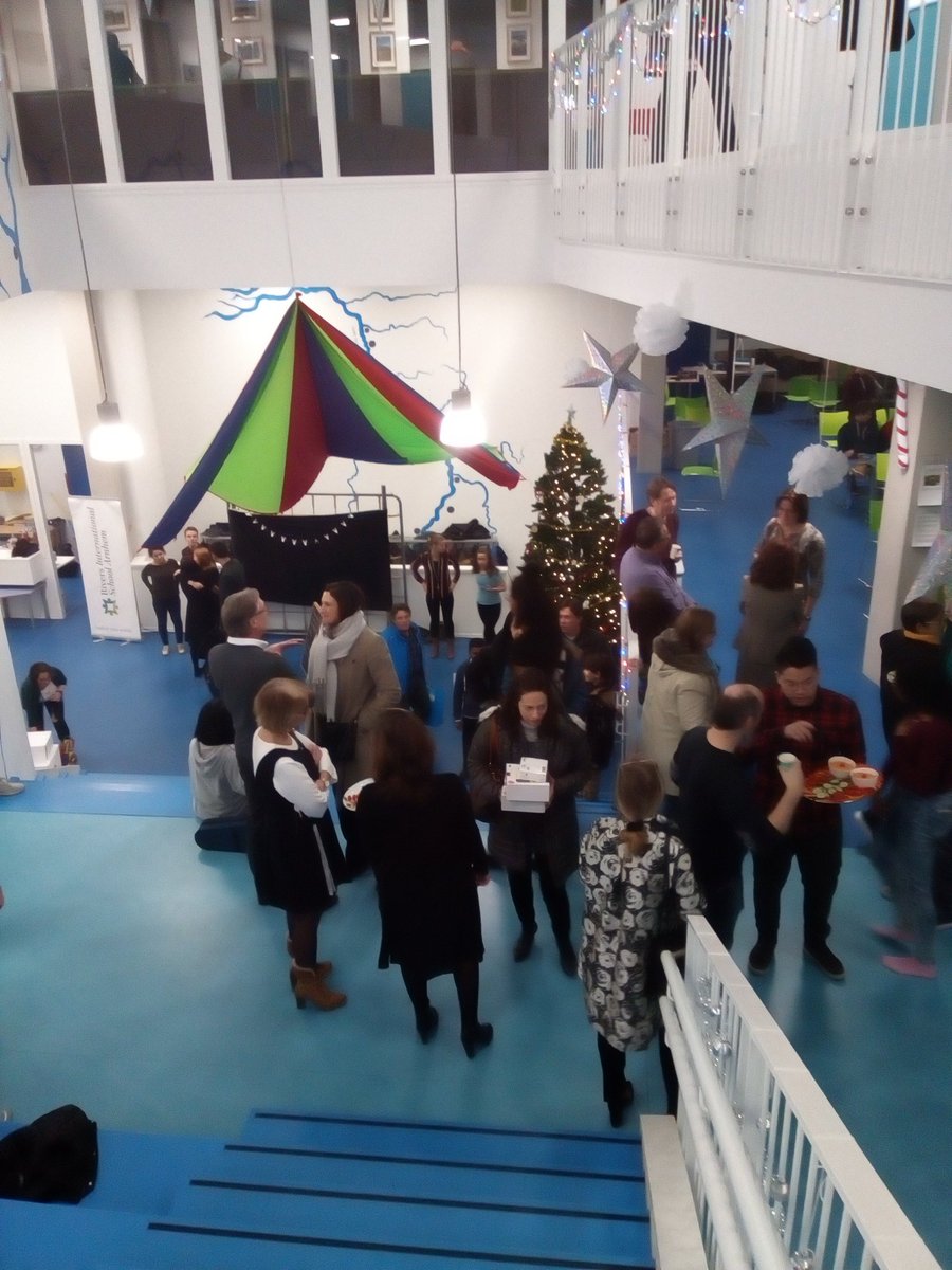 RiversArnhem's tweet photo. It's December Festival @RiversArnhem ! Students perform, give workshops and parents bring in all kinds of international dishes. Happy Holidays! https://t.co/Vb5rlQsi3S