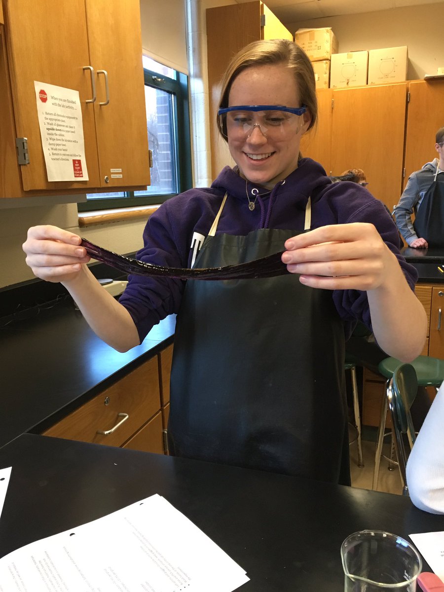 smithchem's tweet photo. Chemistry students @HopkintonHS learning about polymers and cross- linking!  #materialsscience. @Hopkinton_PS https://t.co/wWfG22PlPu