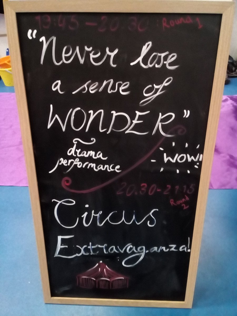 It's December Festival <a href="/RiversArnhem/">Rivers International School Arnhem</a> ! Students perform, give workshops and parents bring in all kinds of international dishes. Happy Holidays!