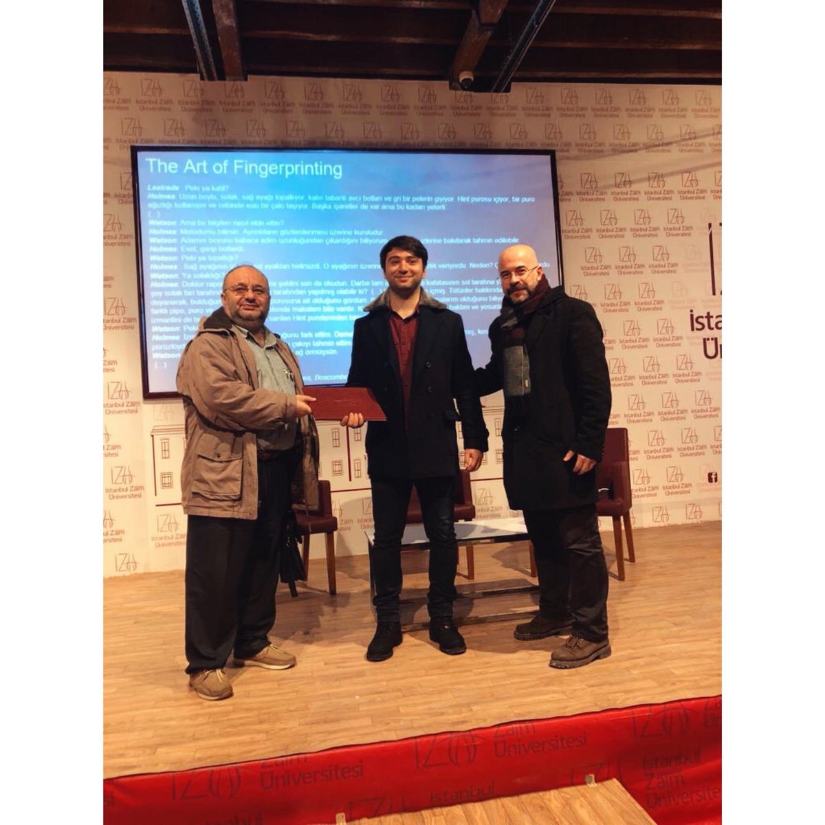 İzubtk olarak  Dijital Toplumda Web başlıklı panelimizi gerçekleştirdik. Bilge Adam’dan sayın Mustafa Acungil’i ve Netspaker’dan sayın Mustafa Yalçın’ı ağırladık. Katılım sağlayan hocalarımız ve arkaşlarımıza teşekkür ederiz. Bir sonraki etkinliğimizde görüşmek üzere. #izubtk