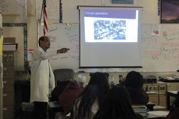 LBUSDPathways's tweet photo. Thank you Mr. Wylen Won for speaking with Wilson students about your profession and other careers in the Health industry! #LBUSD #GuestSpeaker #LBCaLL #LongBeach #WorkBasedLearning https://t.co/5E6MGFqP1r