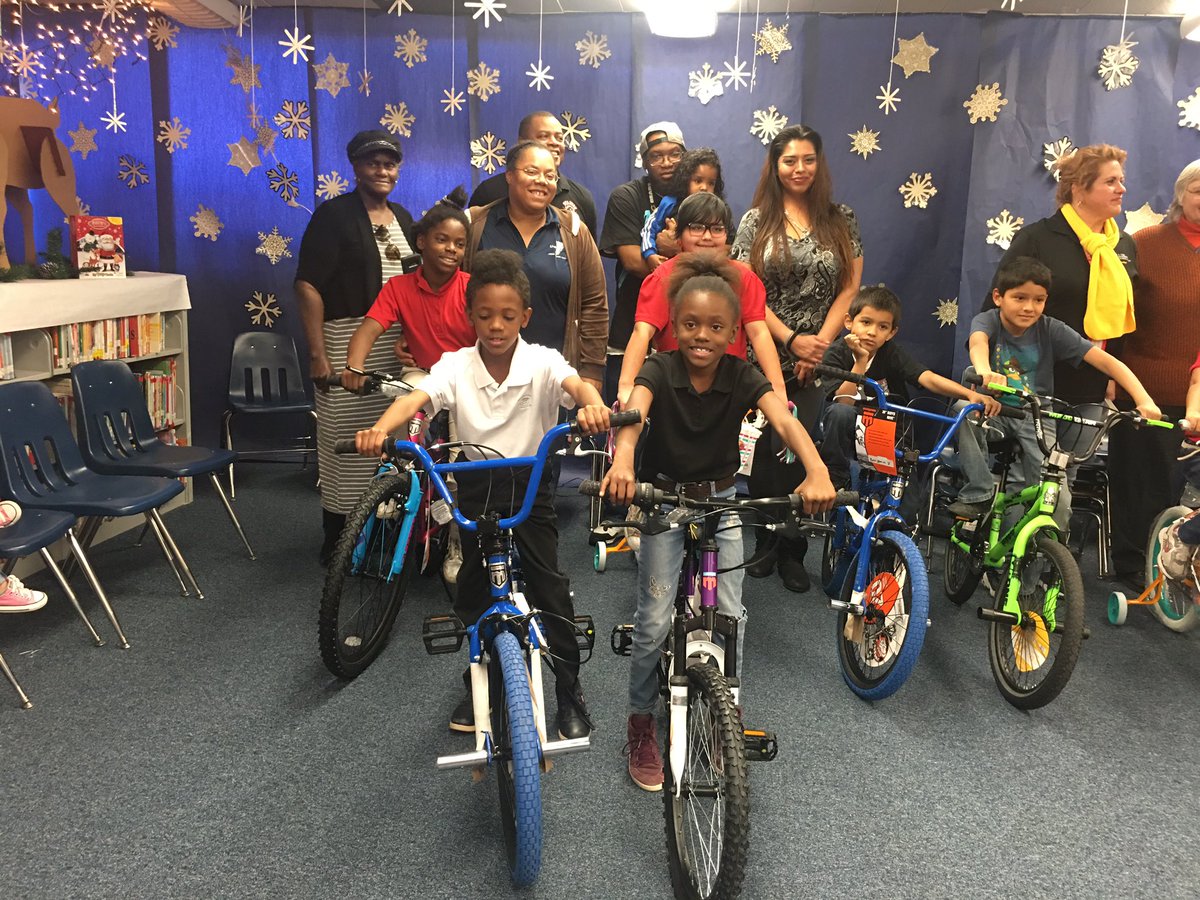 lmsalas7's tweet photo. Thank you @Showtyme_33 for your generous gifts of bikes to our students! https://t.co/TZgEDOVyu2