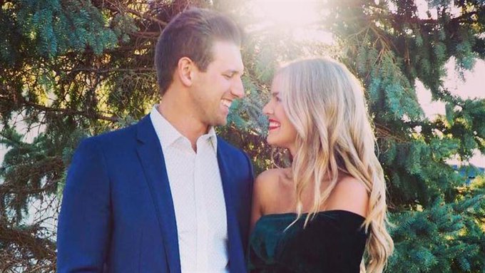 Nikki Ferrell & Tyler VanLoo - Bachelor 18 - Discussion - Page 22 Duzadr0UcAAvk2s