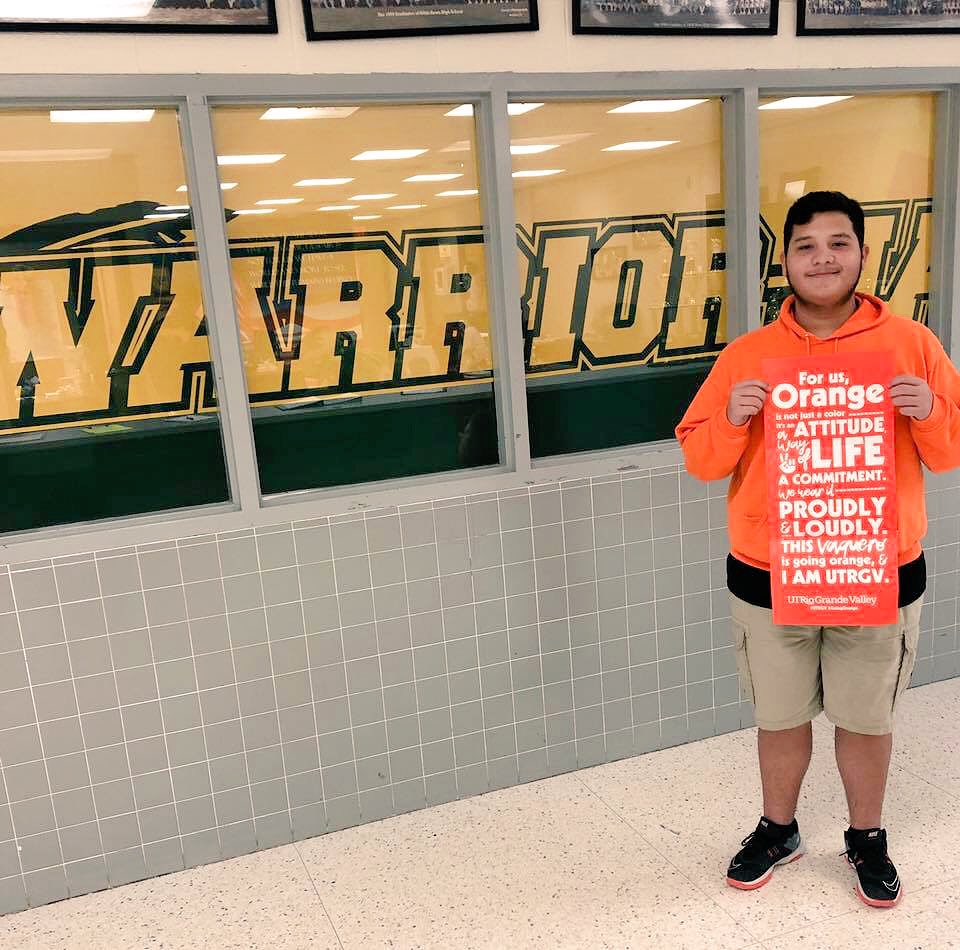 rowe_gocenter's tweet image. Congratulations to Juan Delgado, Kiara Mendoza, Lyzette Escobedo, and Makaylah Chavez! #goingorange Fall 2019 @Rowe006 @Rowe2019 @NRHSSTUCO @UTRGVadmissions @utrgv