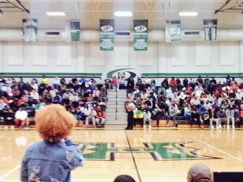 MrWhiteEDU23's tweet photo. All My Guys Made For It! Keep Working Foster Falcons!!! @Foster_BB #Fosterhoops #PTN https://t.co/Z0Xn2dcMPD