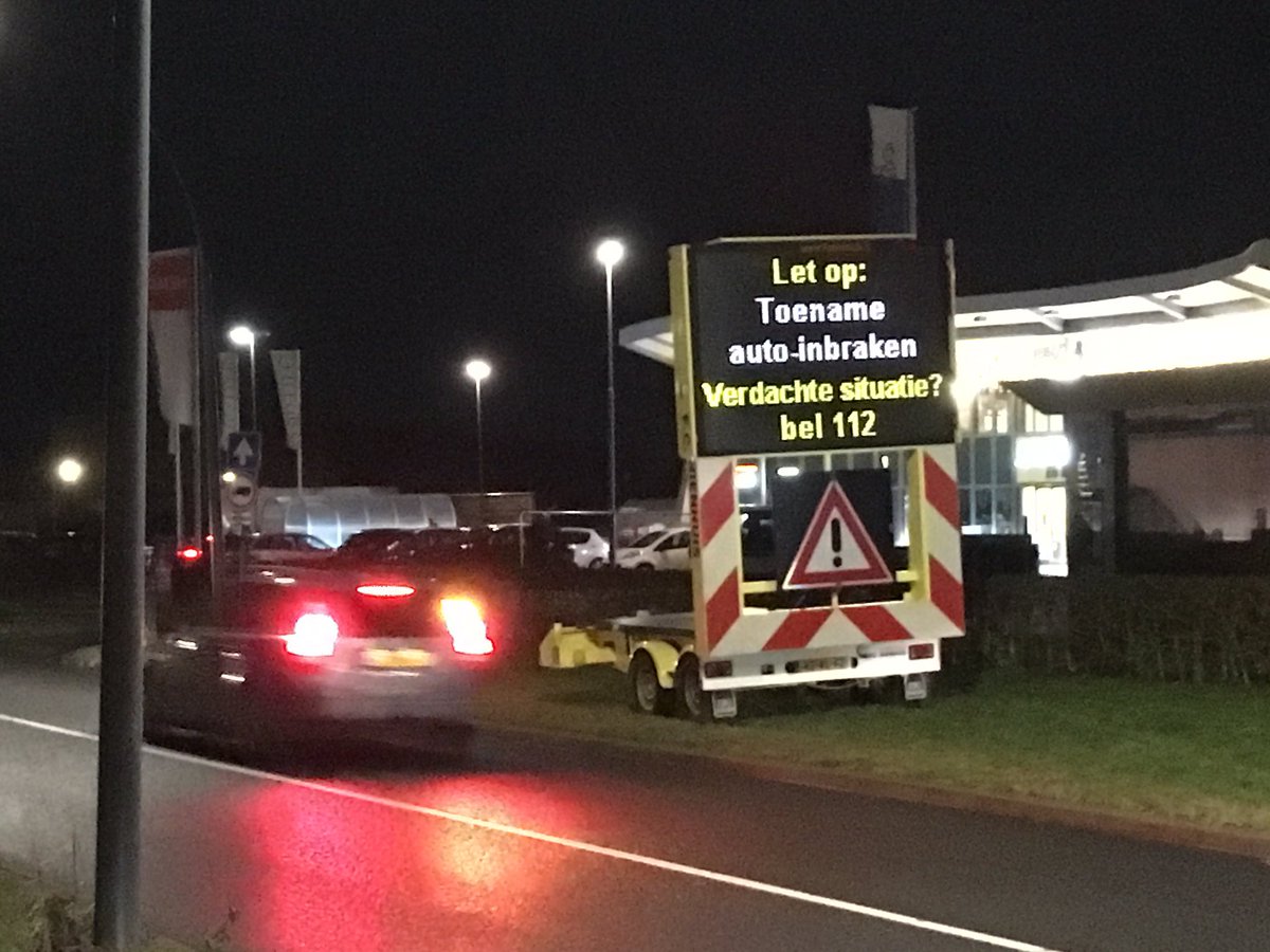 Duidelijke oproep van @politie_lwdn in de wijk <a href="/lwd_zuiderburen/">Zuiderburen LWD</a>. Oplettendheid geboden dus!
