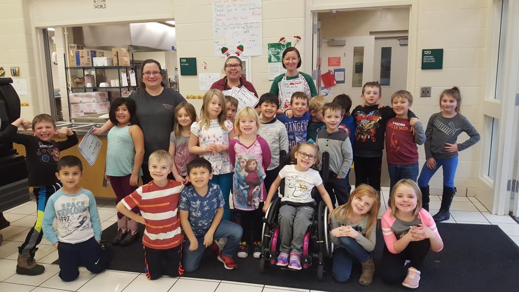 slsteinmeyer's tweet photo. Show your appreciation to the cafeteria workers ❤ @SDMA_Wakanda #giftsfromtheheart #firstgradestars #wakandastars https://t.co/9GyguKimIK