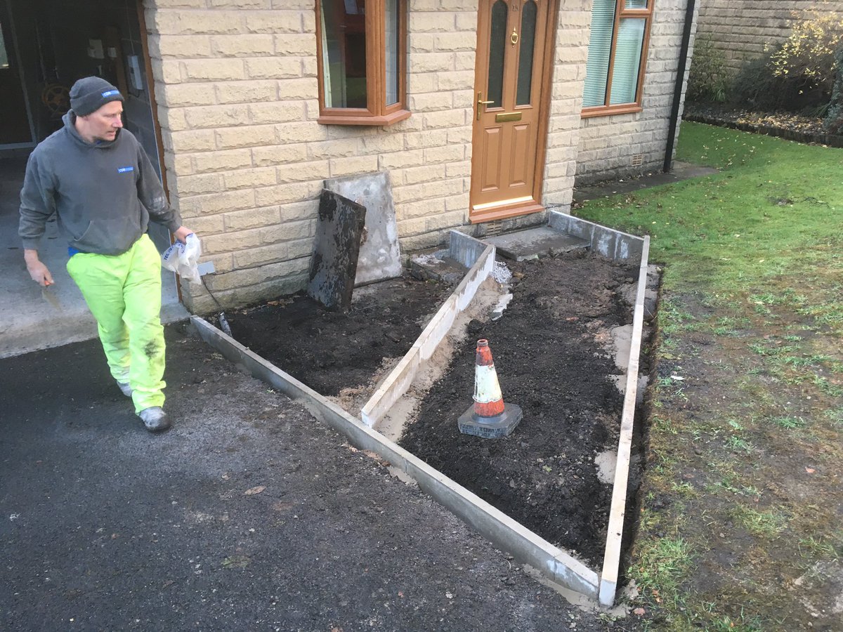 cdrconandland's tweet photo. In #Reedsholme we installed this easy access path for an elderly customer. We finished it with Marshall’s tegula paving in Pennant grey. The customer is delighted with the finished product.
#access #ramp #paving #rossendale #TeamCDR https://t.co/UAPFFHHnFI